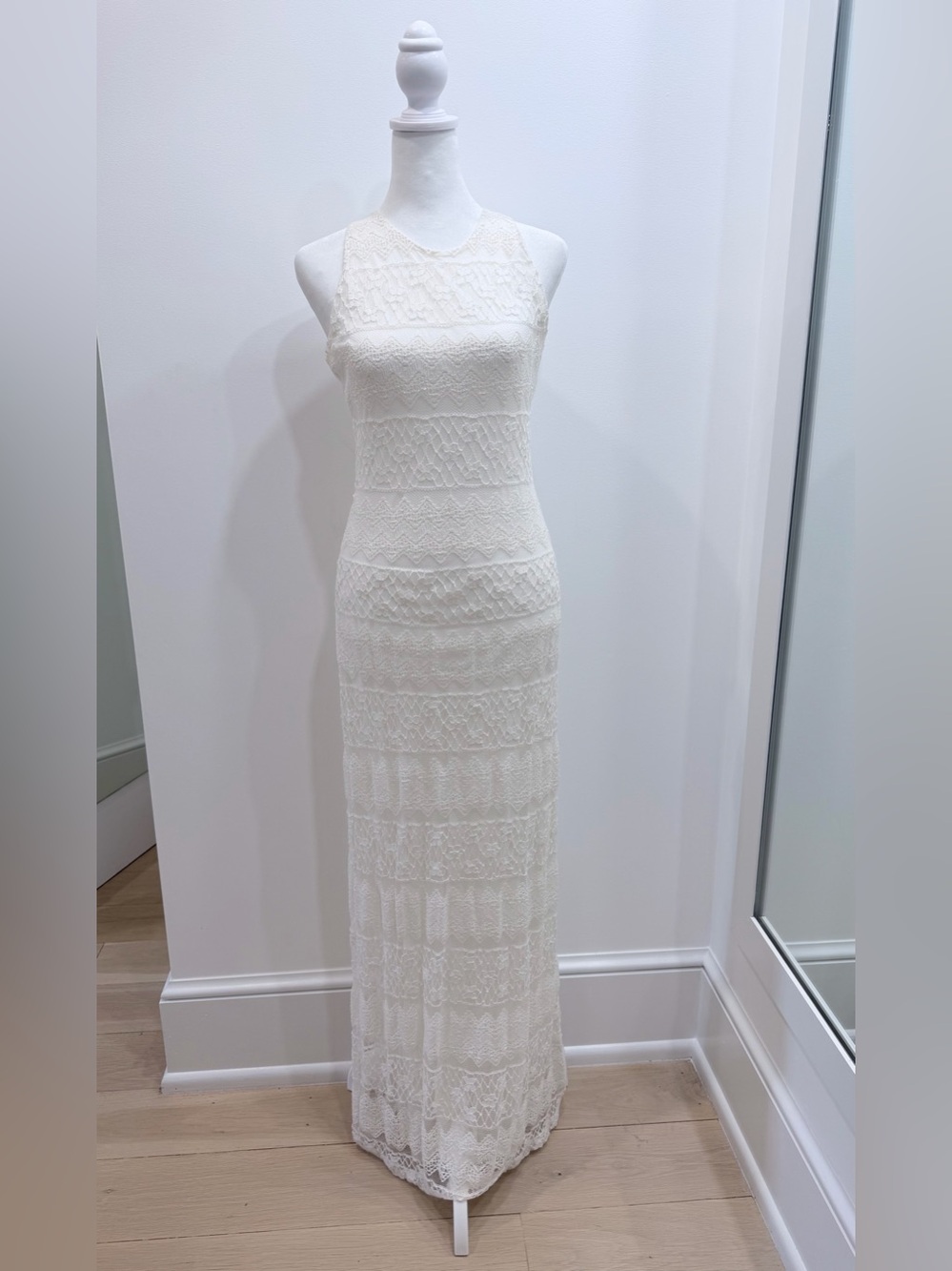 Gianni Bini Ivory Lace “Lattice” Halter Maxi Dress - Size Small - Lined